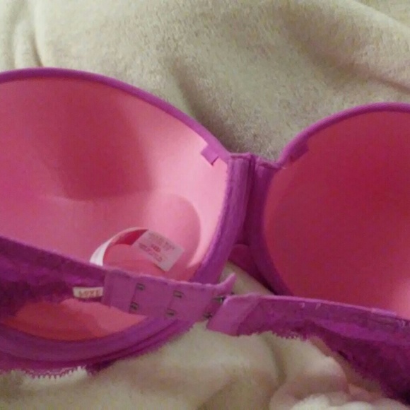 PINK Strapless Bra - Picture 2 of 3